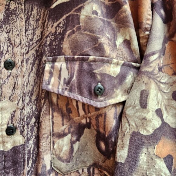 L.L.Bean Men's Camouflage Button-Up Shirt, Loose Fit, Long Sleeves, Size Large - Picture 10 of 12